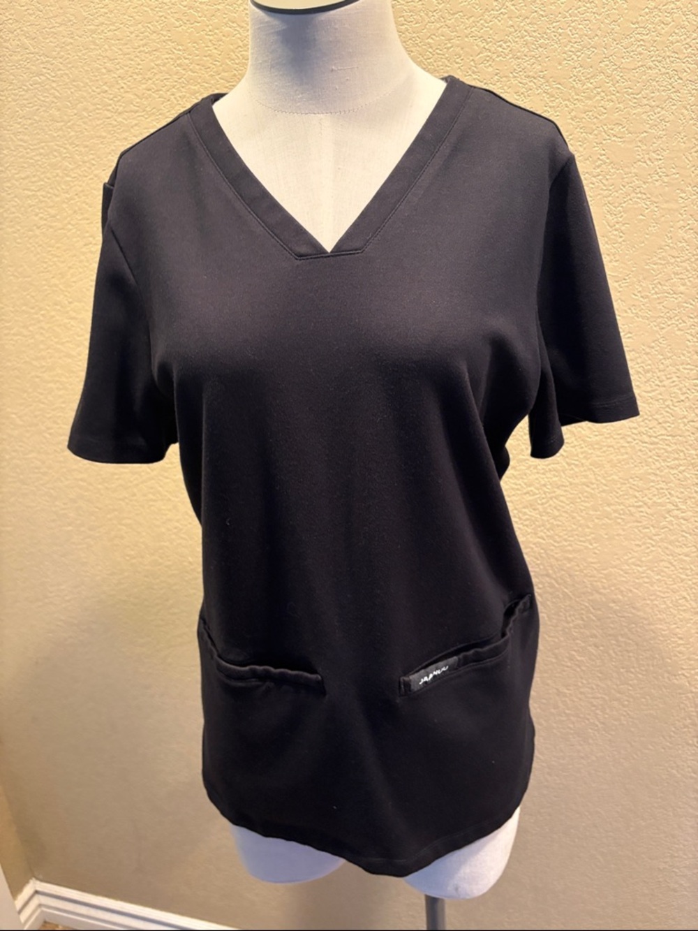 Jaanuu Black V-Neck Short Sleeve Scrub Top